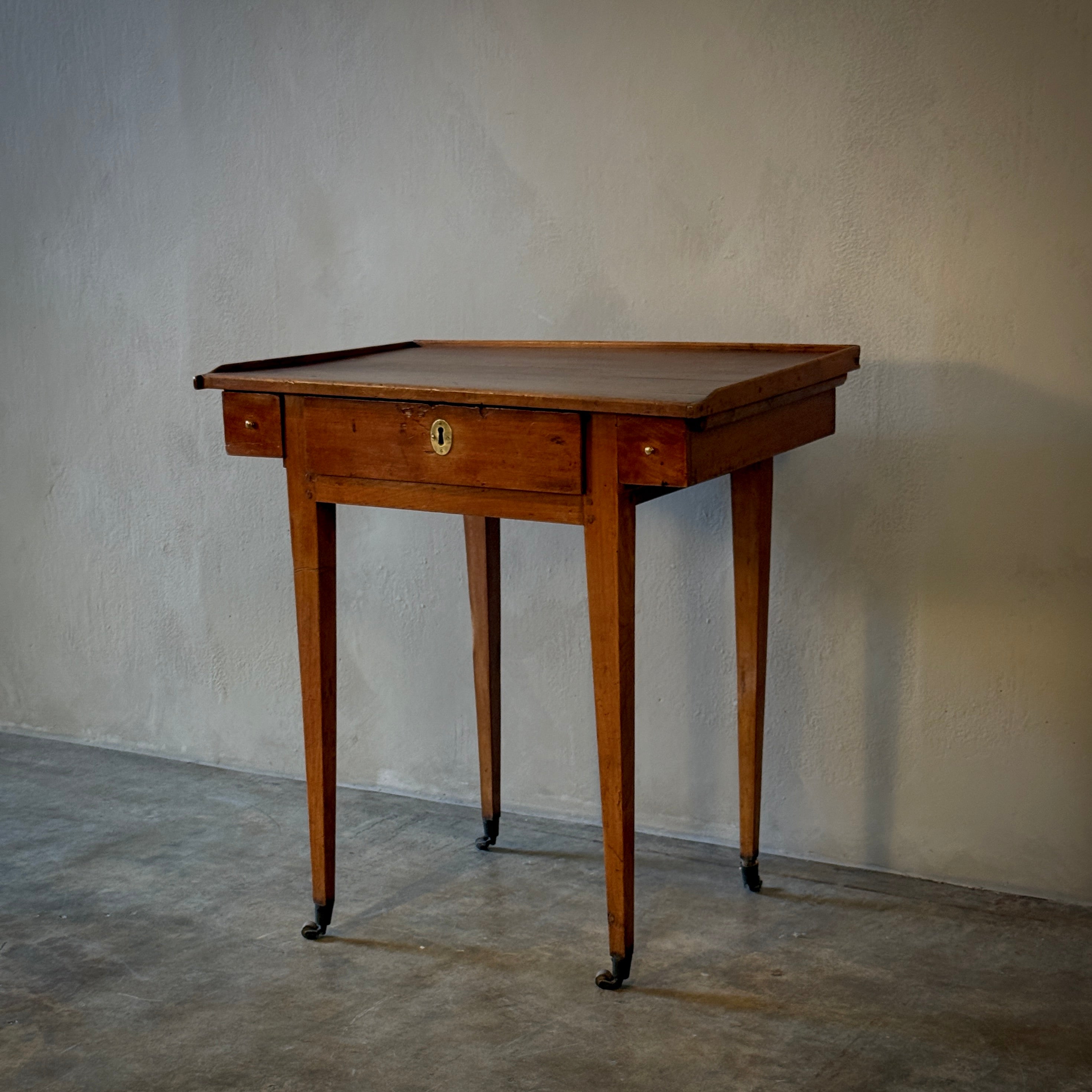 Wood Table on Castors