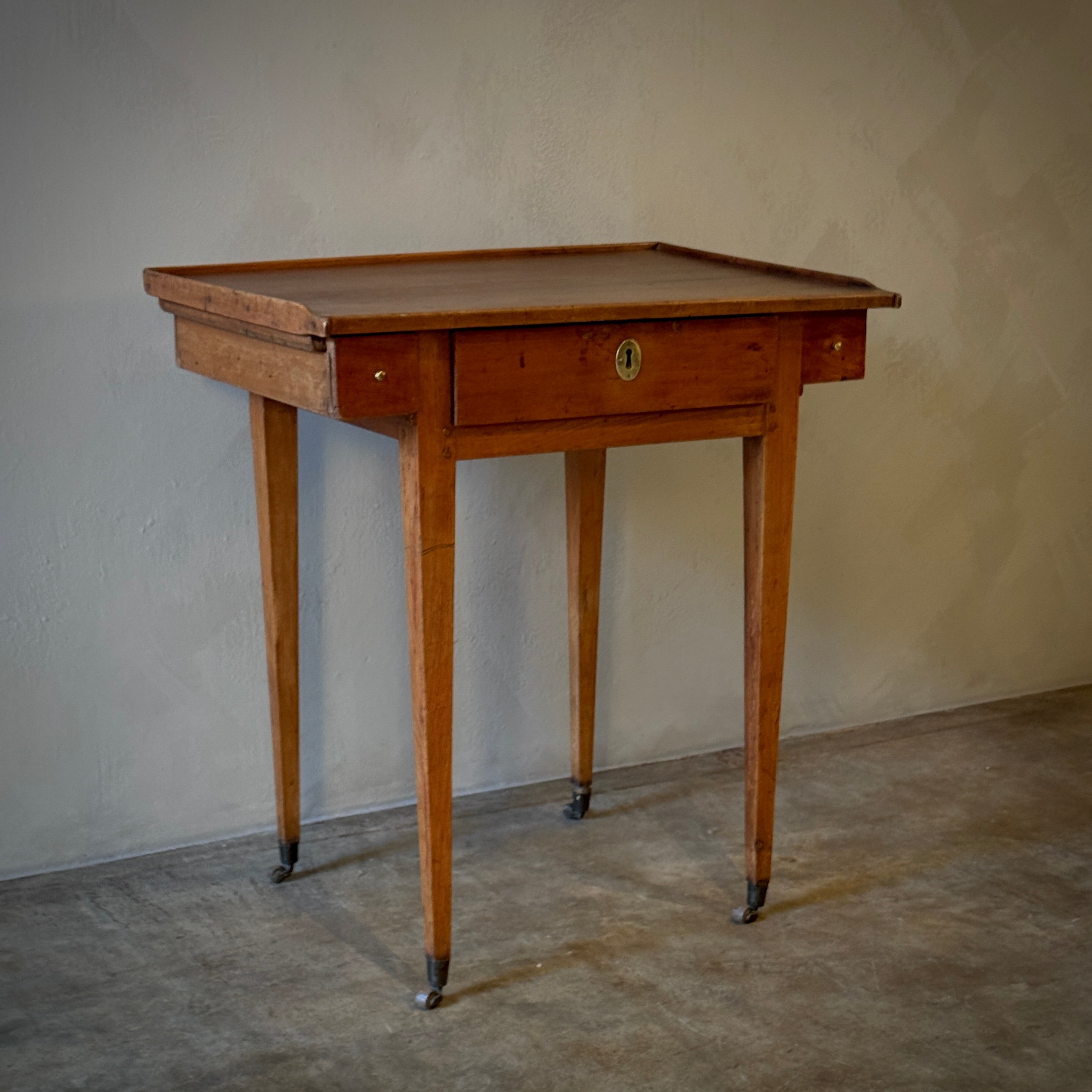 Wood Table on Castors