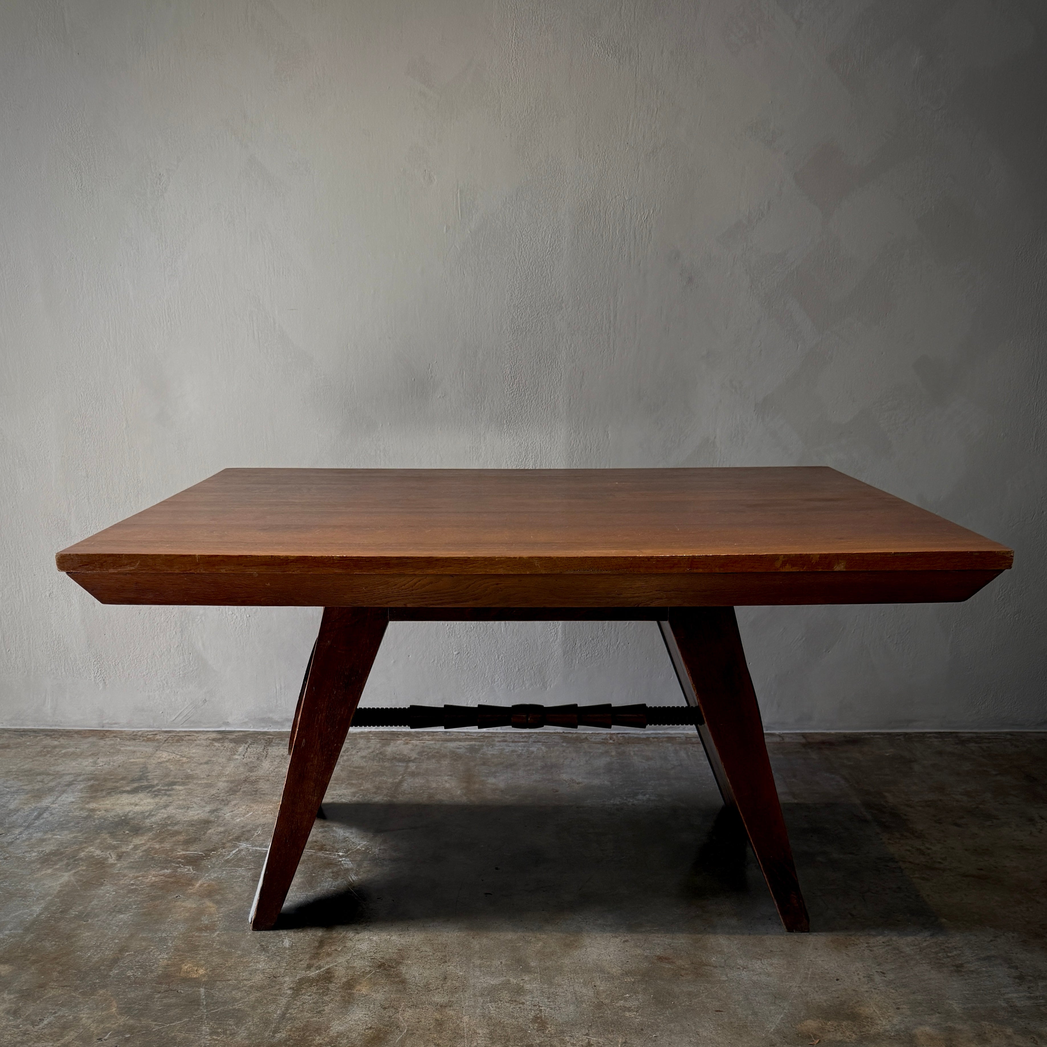 Atypical Oak and Leather Table