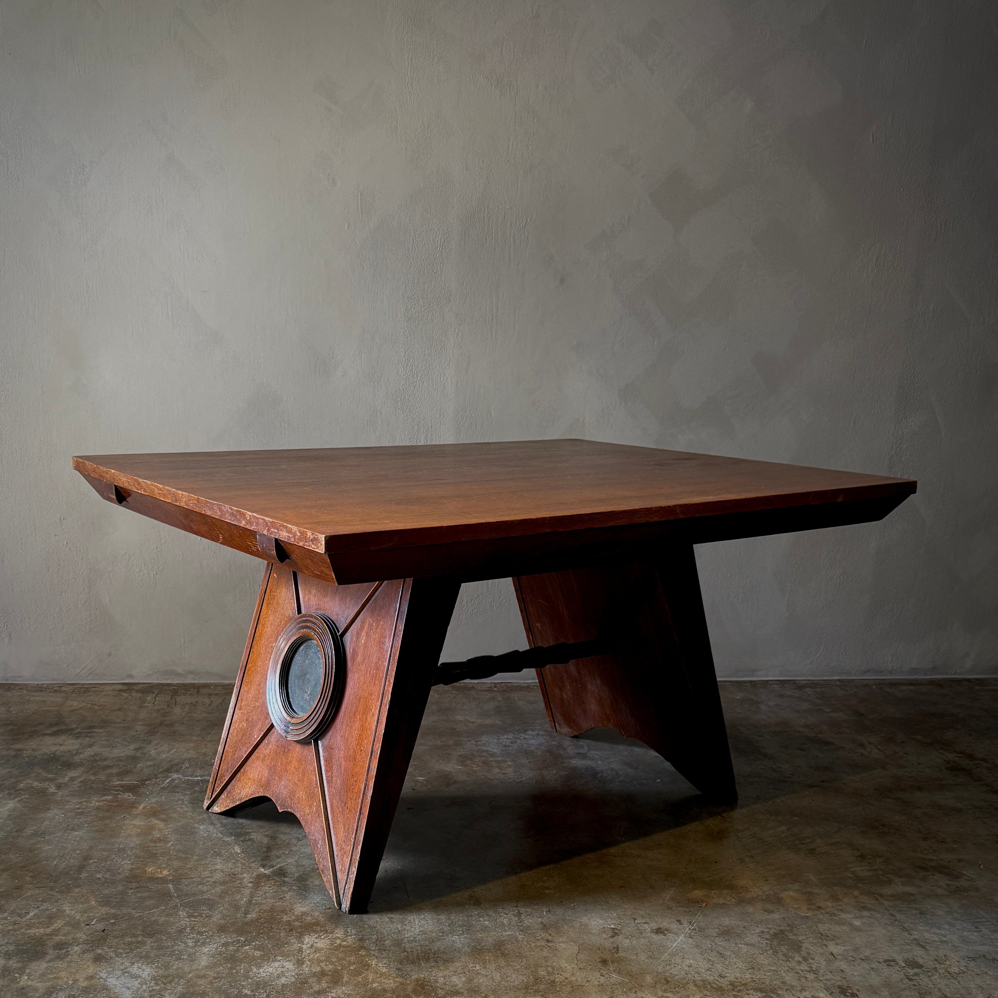 Atypical Oak and Leather Table