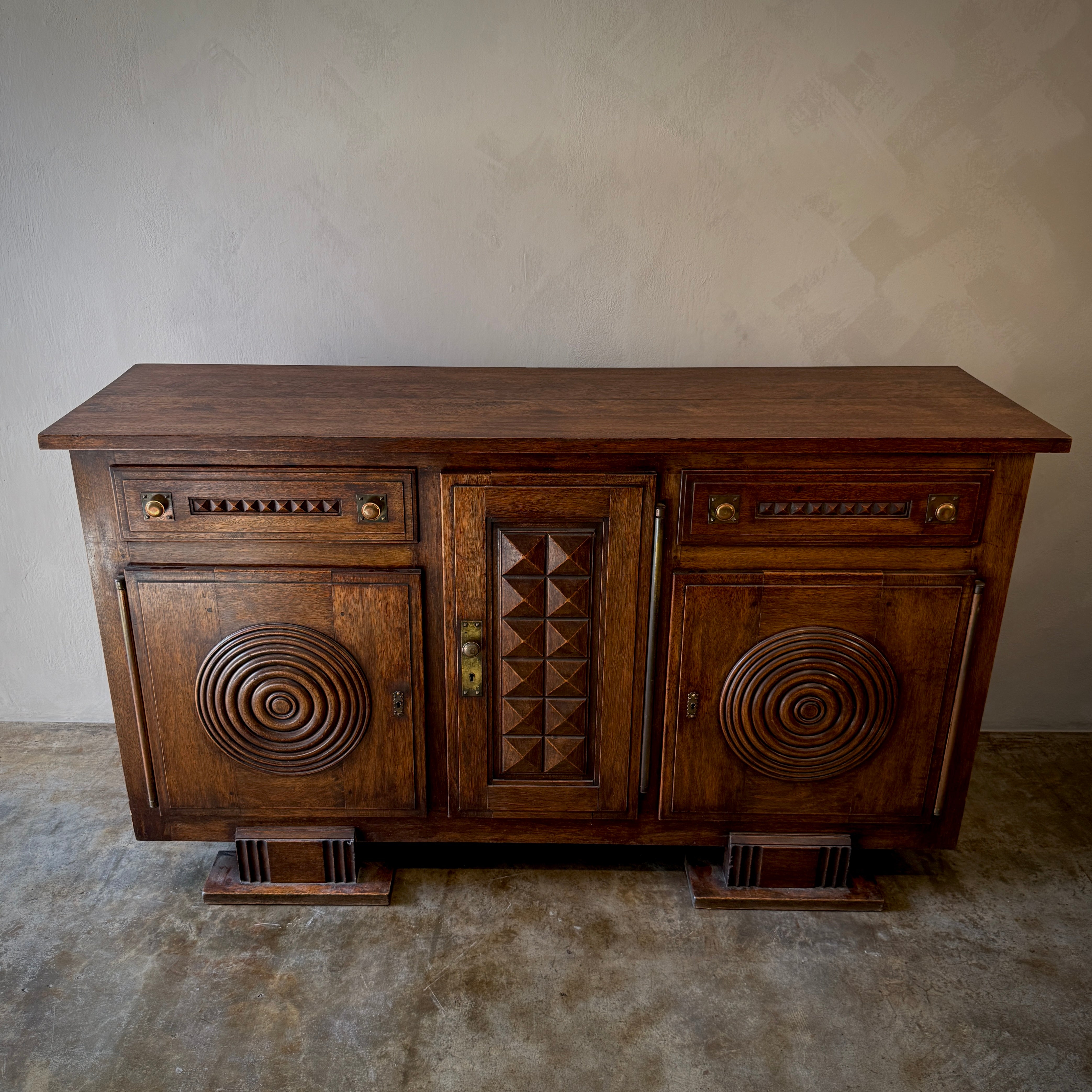 Sideboard