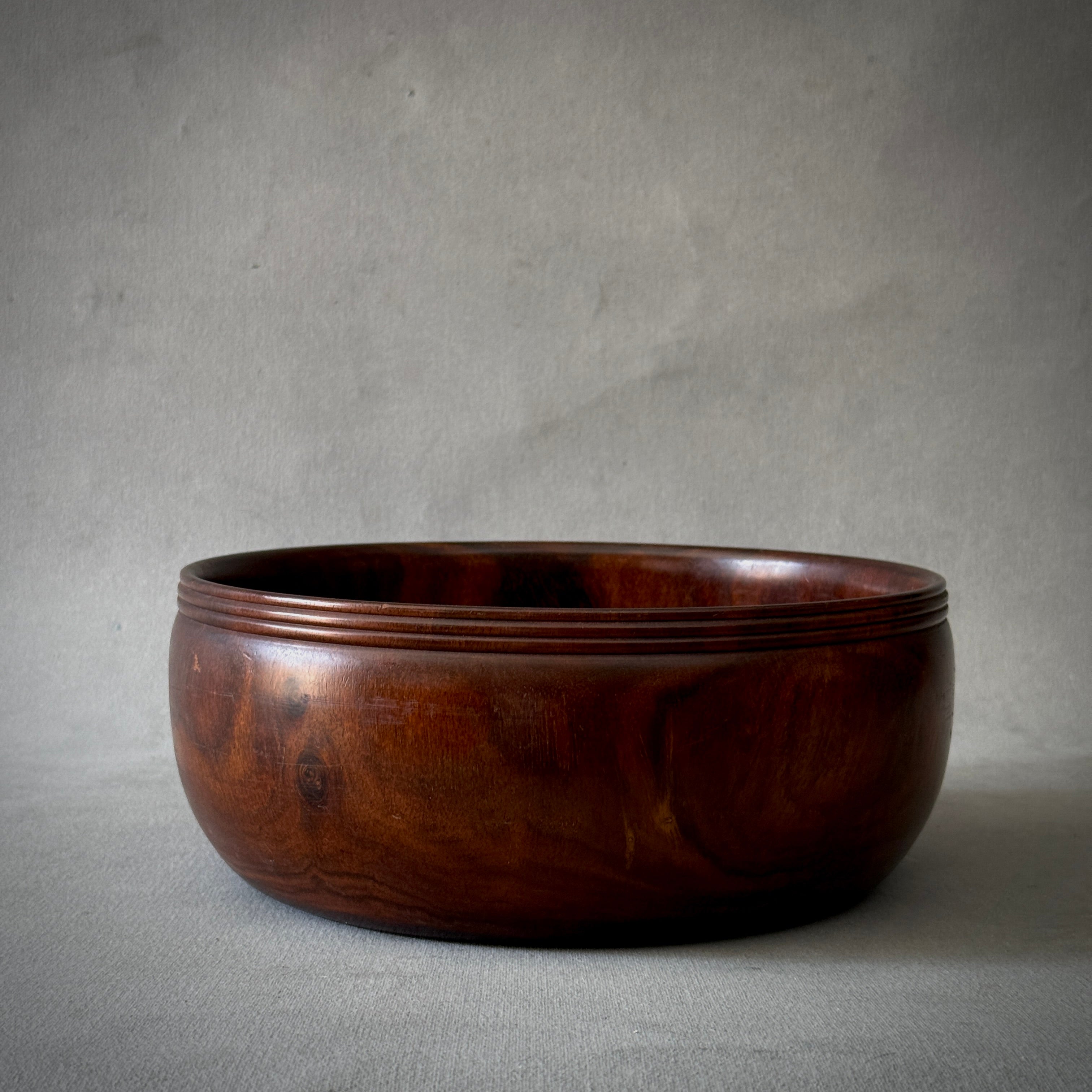 Round Wood Bowl