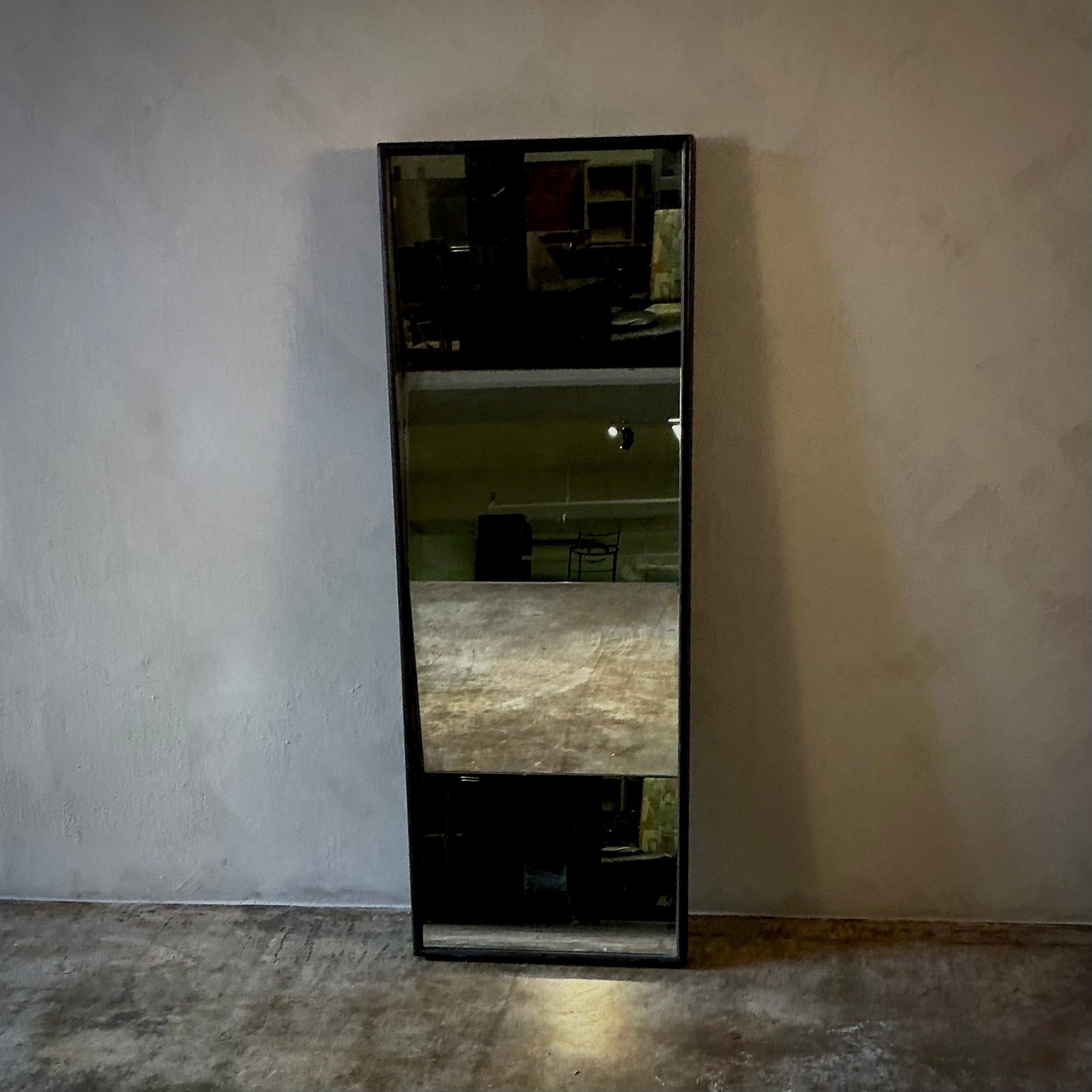 Gusta Mustillo Mirror