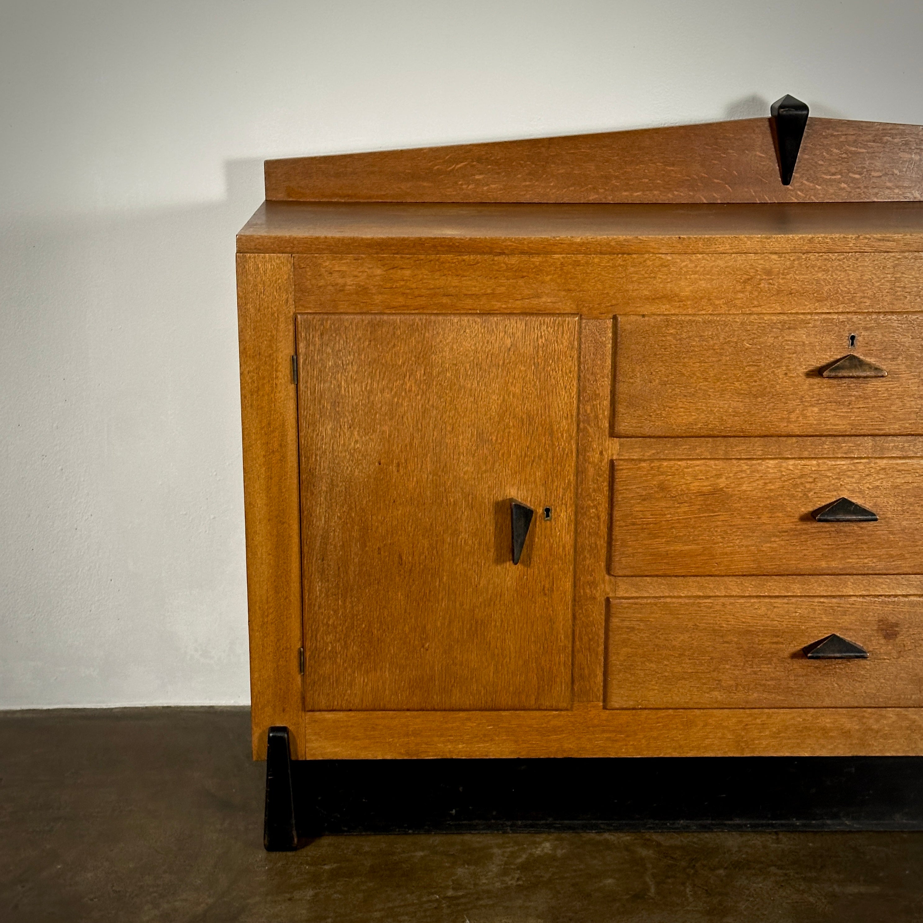 Sideboard