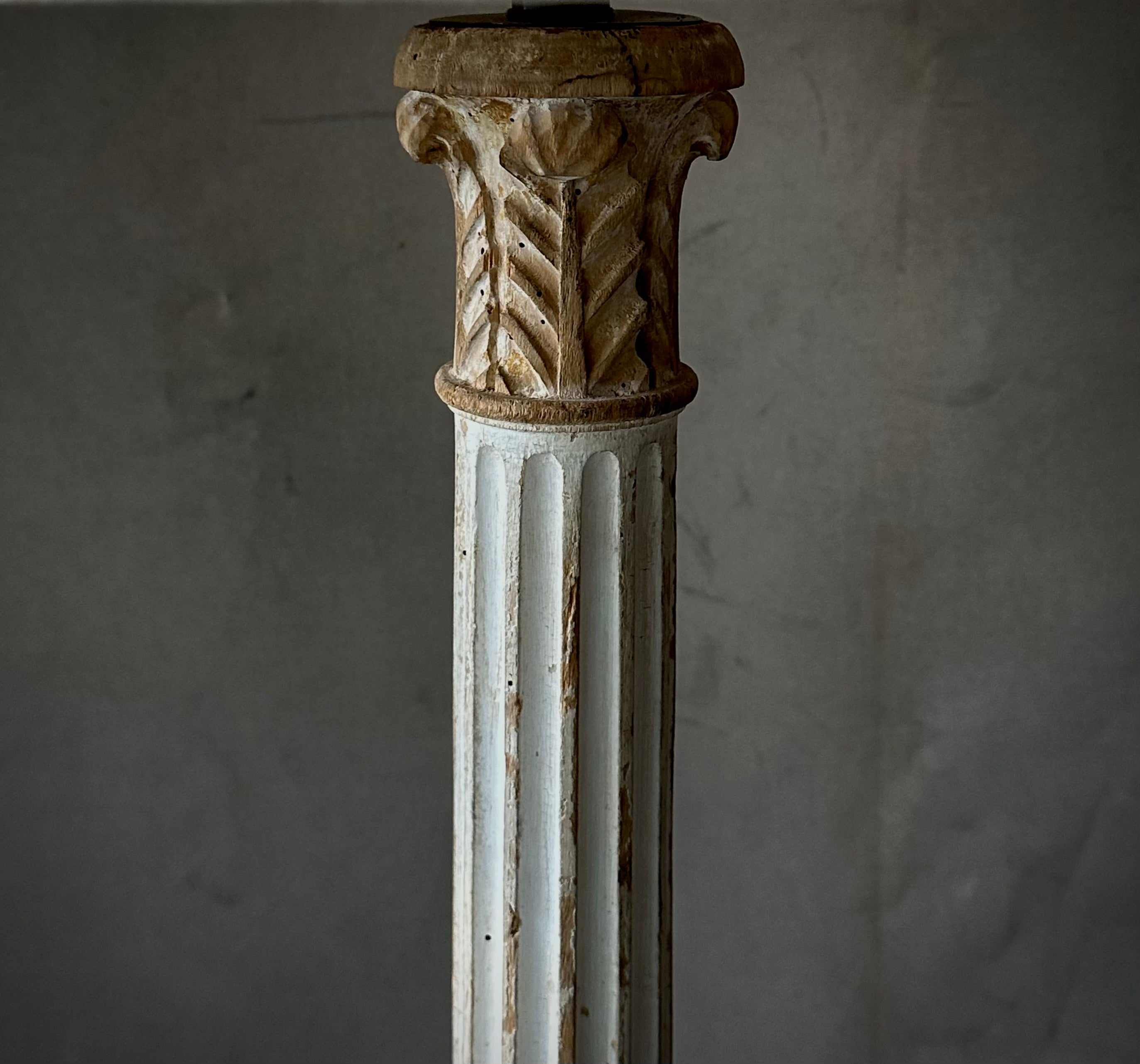 Column Lamp