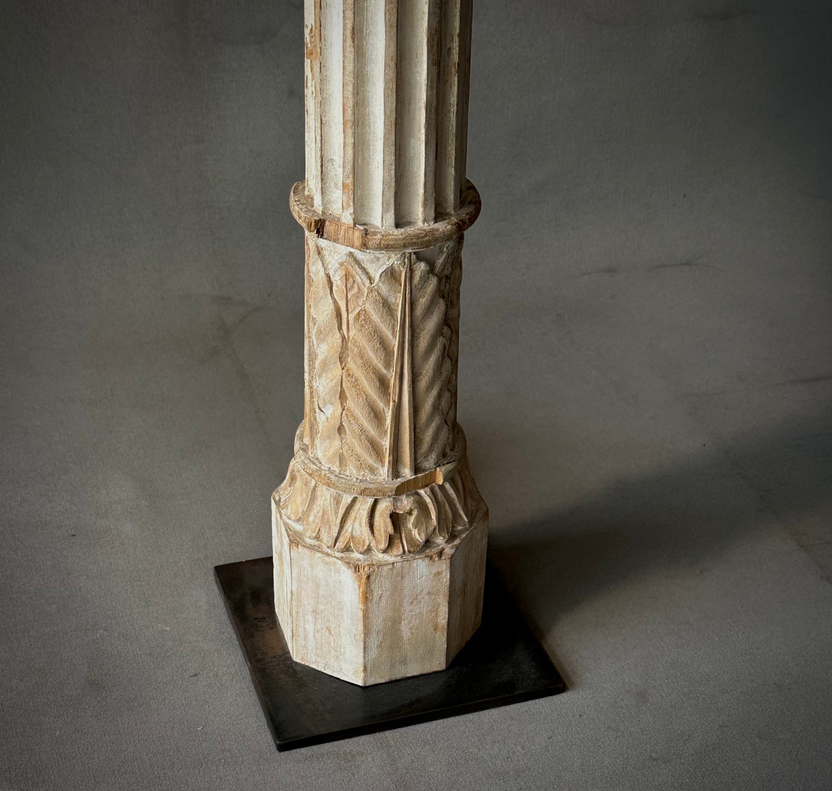 Column Lamp